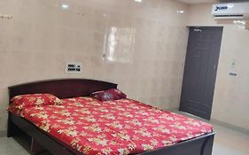 Sathish Guest House